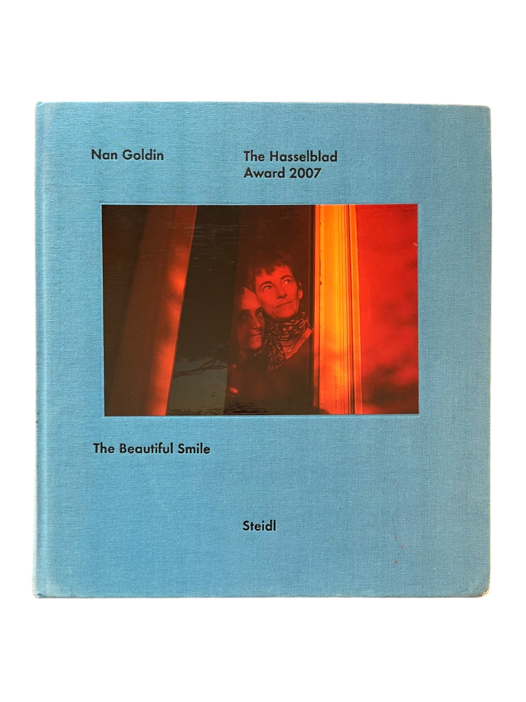 アート・デザイン・音楽 Nan Goldin The Beautiful Smile The Beautiful Smile - Nan Goldin – Offbrand Library
