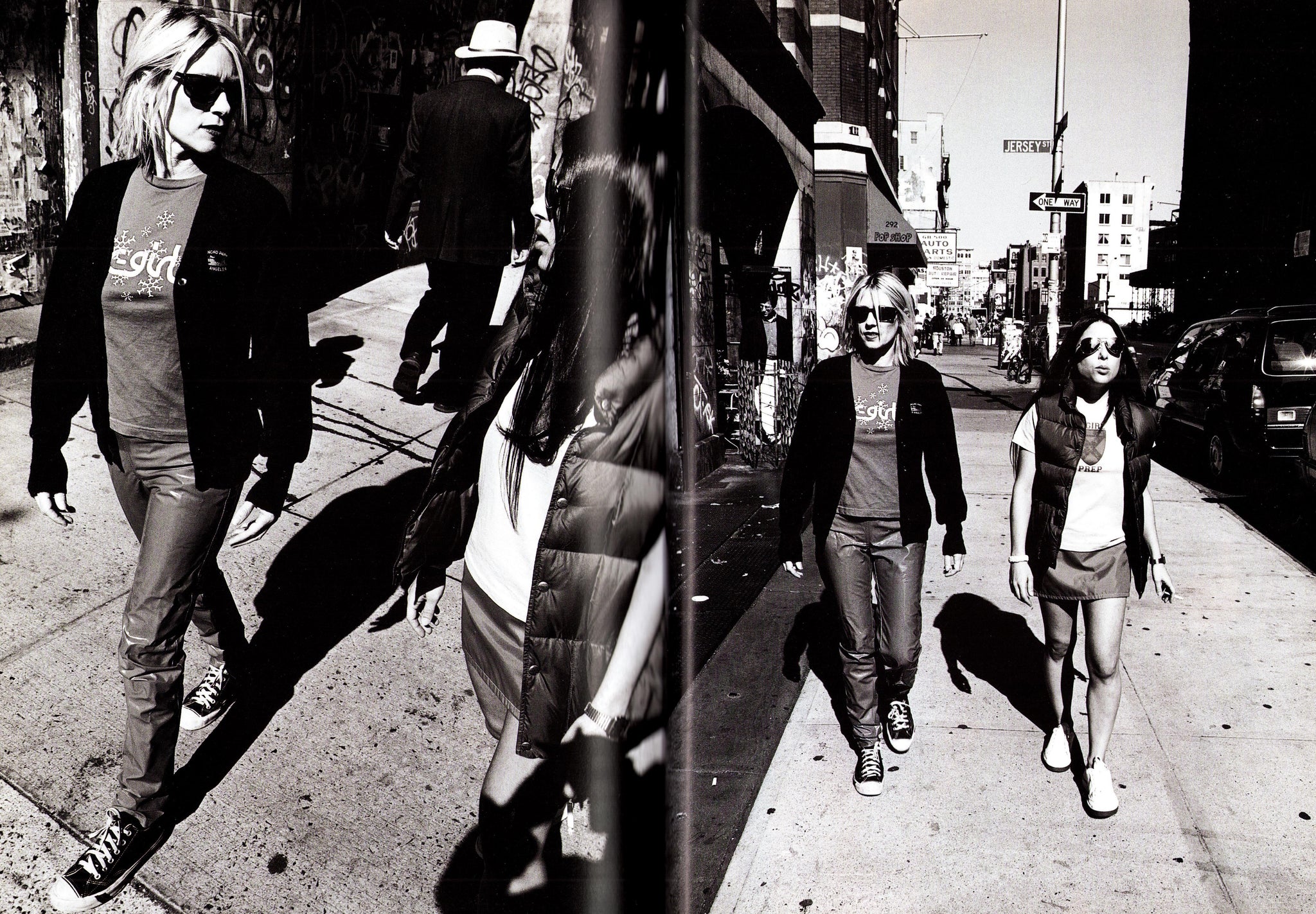 Switch - Kim Gordon