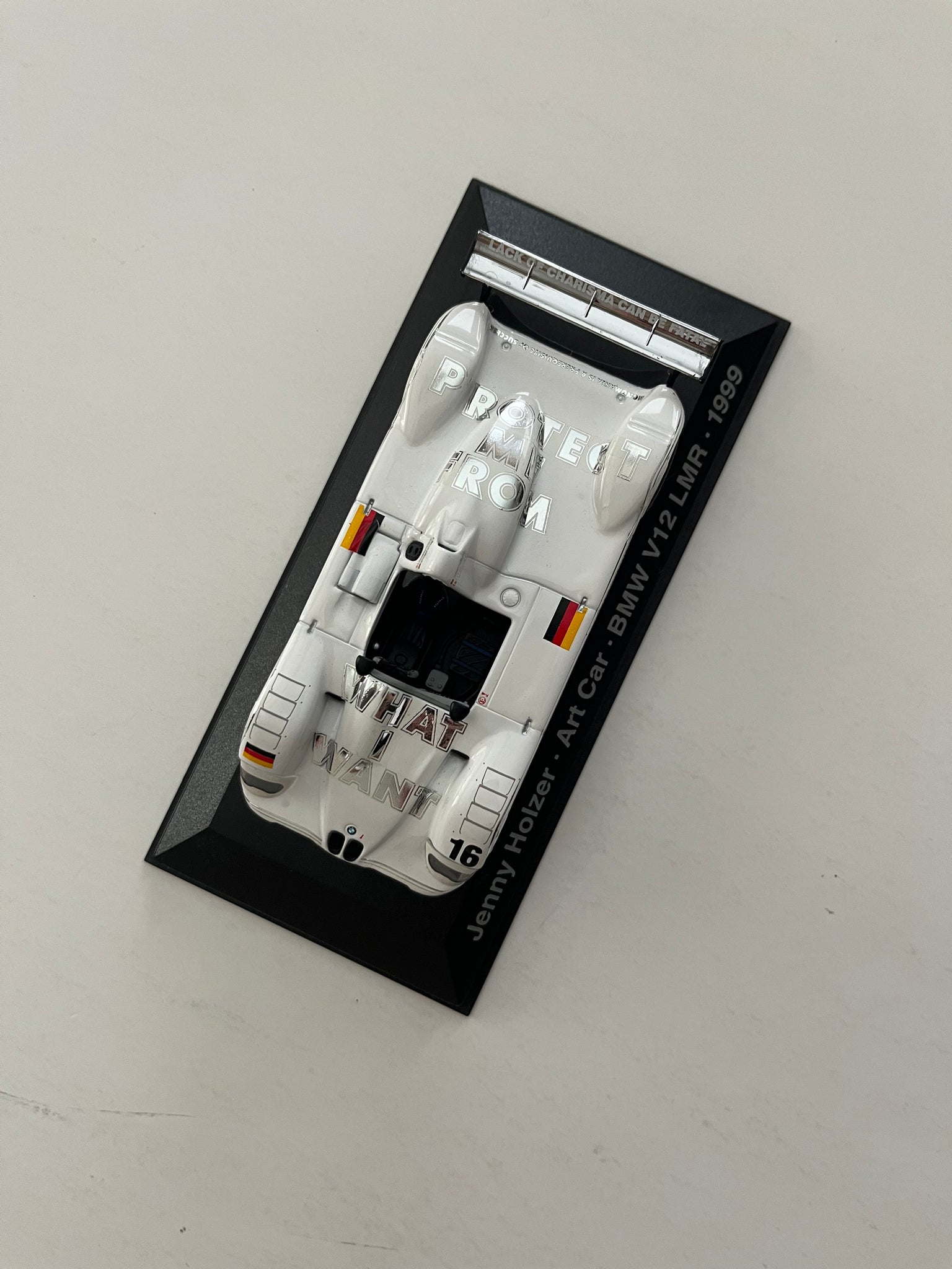 Jenny Holzer BMW Art Car 1/43