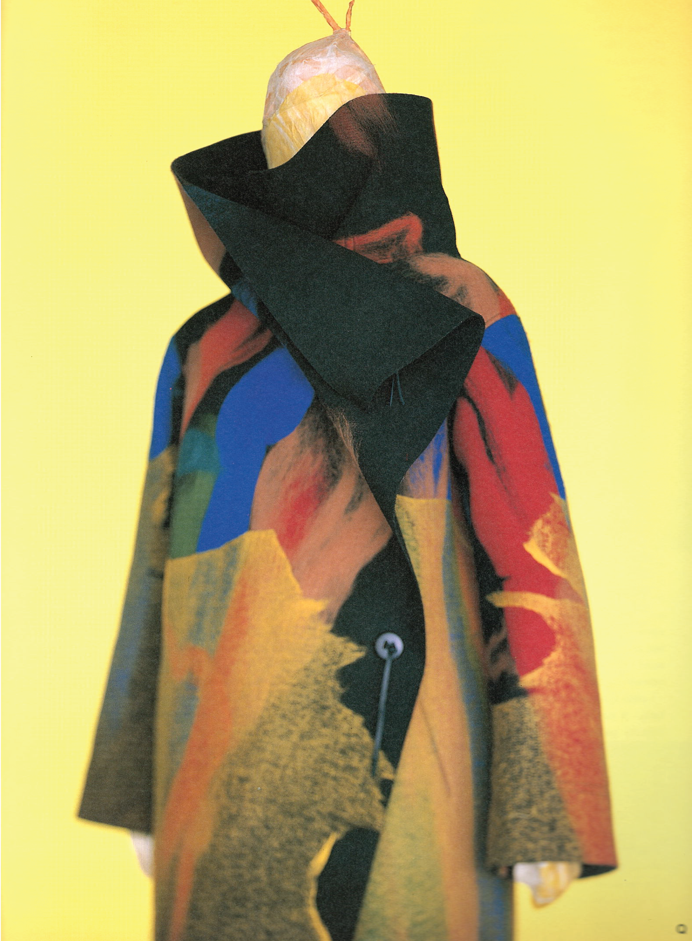 Arizona - Issey Miyake & Isamu Noguchi – Offbrand Library Arizona - Issey Miyake & Isamu Noguchi – Offbrand Library