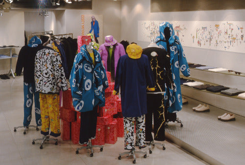 【ISSEY MIYAKE BY NAOKI TAKIZAWA】LEEコラボ Issey Miyake x Takashi Murakami Zombie Poster – Offbrand Library